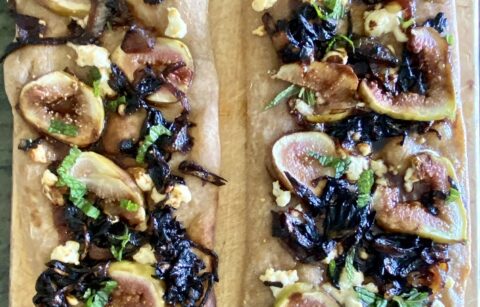 Fig, Honey and Goat Cheese Flatbread Figs