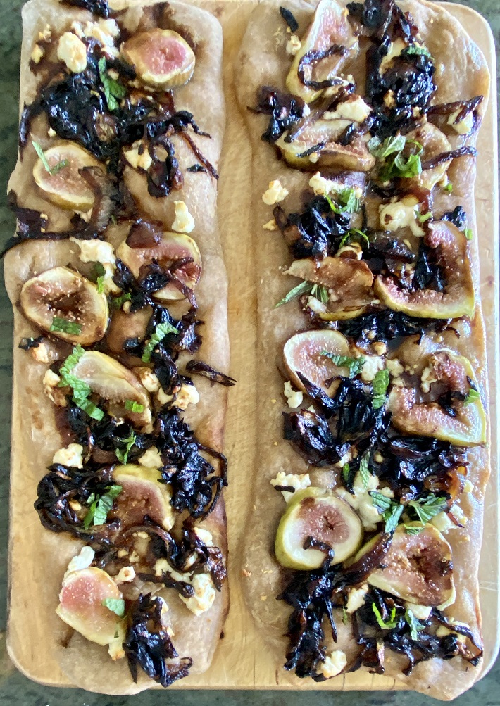 Fig, Honey and Goat Cheese Flatbread Figs