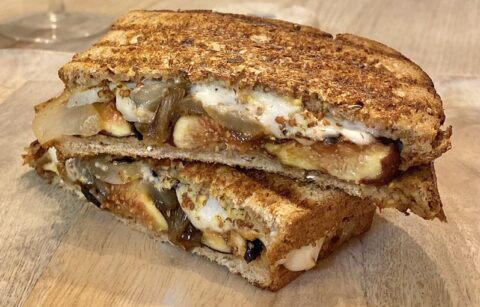 Grilled Cheese Fig and Caramelized Onions