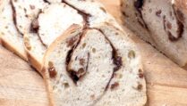 Soft Sourdough Cinnamon Raisin Bread – Naturally Fermented Vegan Loaf